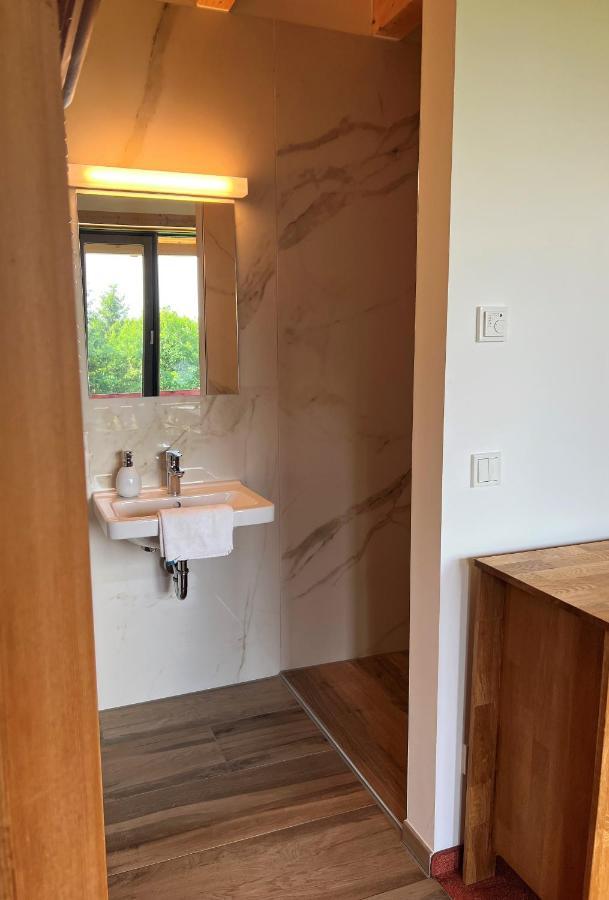 Sunhill Appartments, Klimatisiert Winhoring 외부 사진